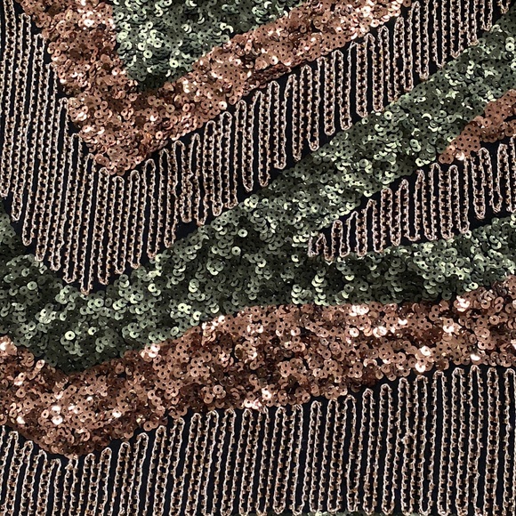 H&M Sequined Skirt Size 4 - Picture 6 of 7